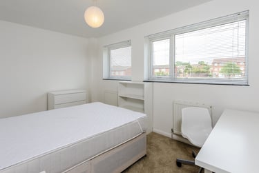 4 bed house, Purcell Close, Greenstead, Colchester, CO43YY - Image 3